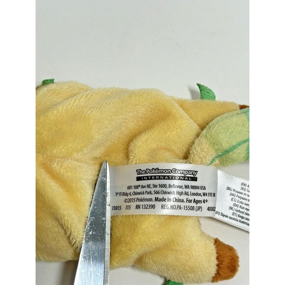 Leafeon Pokemon Center 2015 Kuttari Cutie Awake 6" Plush Toy Japan Rare w/ Tags - Picture 9 of 12